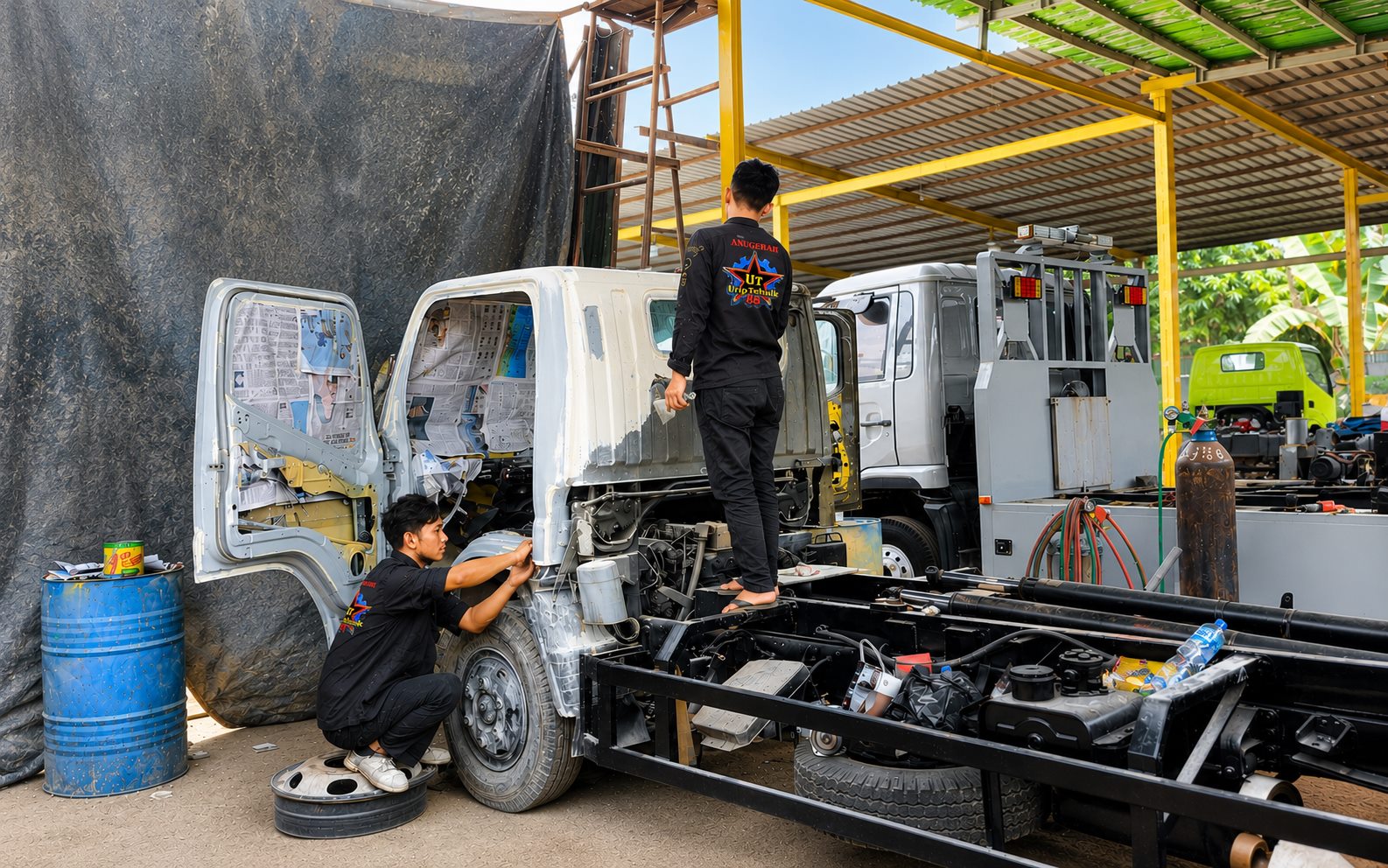 Proses Repair Karoseri Truk Jasa Body Repair Truk