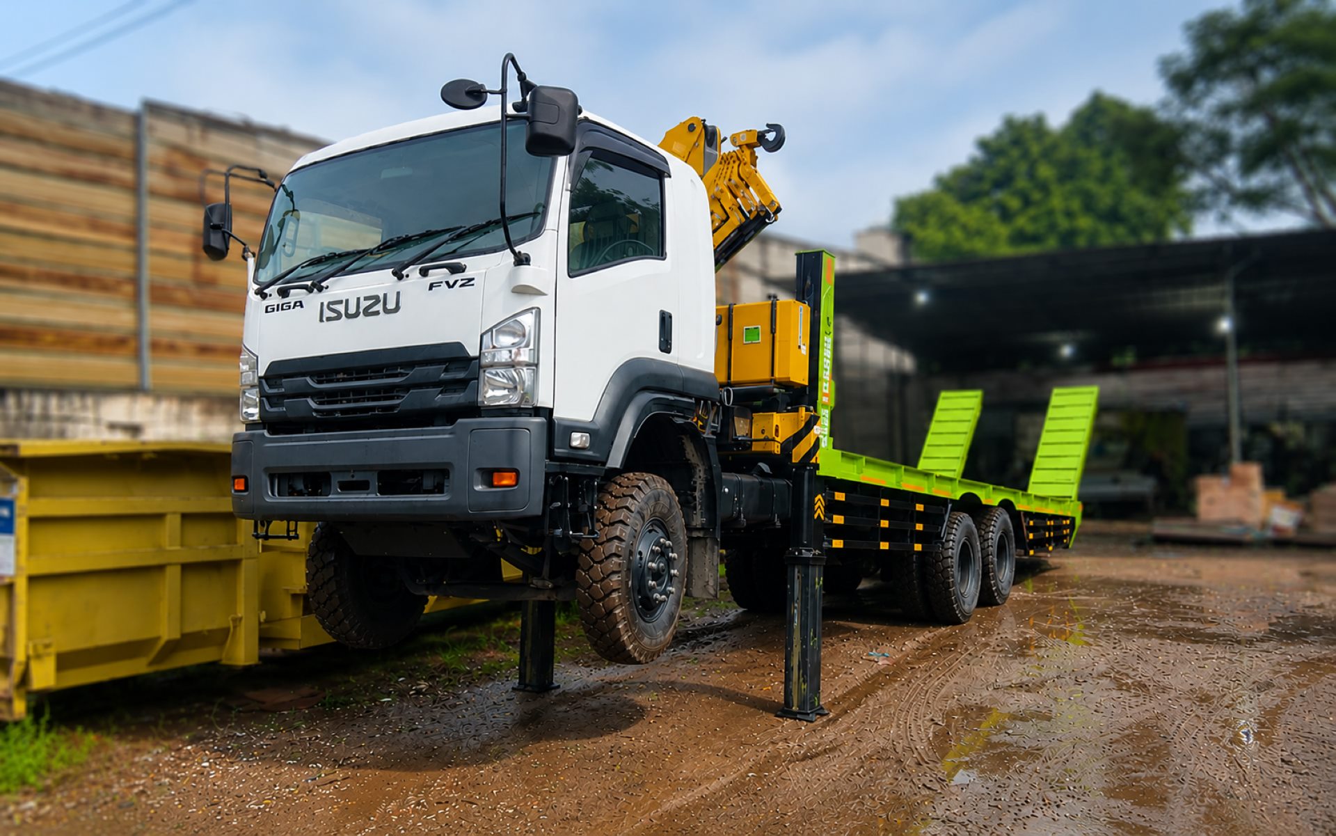Karoseri Self Loader